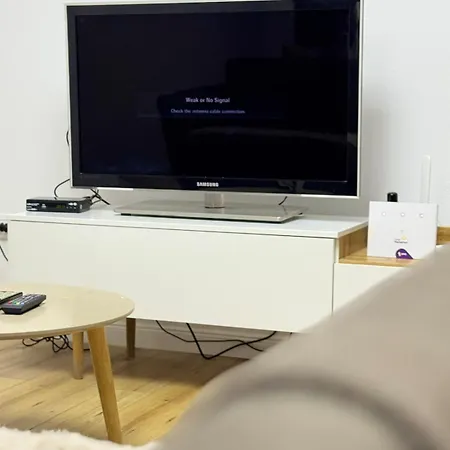 R&m Modern Residential